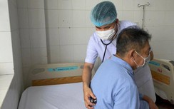 20 phút nội soi lấy xương cá trong phế quản người đàn ông