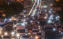 Cửa ngõ Thủ đô ùn tắc kéo dài chiều tối trước kỳ nghỉ lễ 30/4