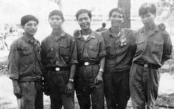 Ký ức viết dưới mưa bom của những nhà văn cầm súng