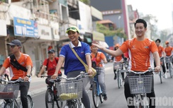 Hơn 1.000 người diễu hành xe đạp chào mừng 48 năm giải phóng miền Nam 30/4