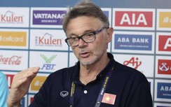 HLV Troussier sắp đối đầu nhà cầm quân từng vang danh châu Âu