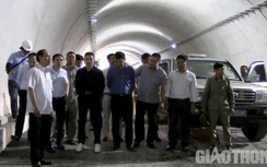 Tập trung tối đa hoàn thiện cao tốc Nha Trang - Cam Lâm, sẵn sàng thông xe