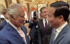 Chủ tịch nước gặp và chúc mừng Nhà vua Charles III