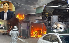 Bãi xe tự phát cháy, thiêu rụi nhiều ô tô, xe máy: Có thể khởi tố vụ án?