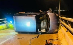 Video TNGT 16/5: Va chạm giữa xe con và xe máy khiến 1 phụ nữ bị thương