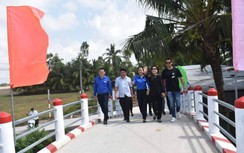 Khánh thành cầu Thanh niên kết nối giao thông nông thôn ở Sóc Trăng