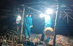 Sạt lở lúc rạng sáng cuốn theo nhà cửa và lò than ở Cà Mau