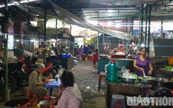 Ba năm chưa dời được khu chợ xuống cấp, mất ATGT ở Cần Thơ