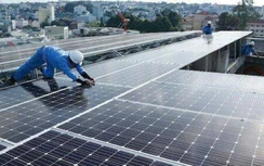Phát triển điện mặt trời mái nhà: Doanh nghiệp, dân còn lúng túng