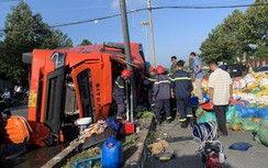 Giải cứu phụ xe container bị kẹt cứng trong cabin biến dạng