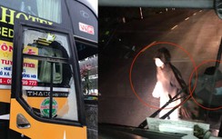 Truy bắt nhóm thanh niên bịt mặt, cầm hung khí chặn xe khách trên quốc lộ