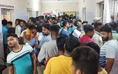 Tai nạn đường sắt Ấn Độ: Bệnh viện gần hiện trường hỗn loạn như thời chiến