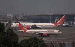 Máy bay tới Mỹ hạ cánh khẩn ở Nga, Washington theo dõi sát sao tình hình