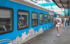 Cả trăm nghìn khách đi tàu Hà Nội - Hải Phòng mỗi tháng