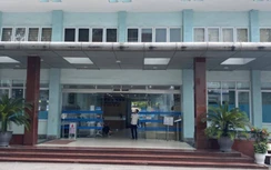 Sức khoẻ con chủ tiệm vàng bị nhóm cướp bắn hiện ra sao?