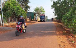 Những ngày gian khổ xóa đường đất vùng biên viễn Gia Lai