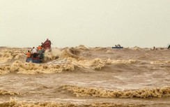 Sẵn sàng ứng cứu tàu thuyền gặp nạn mùa mưa bão