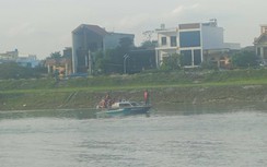 Tìm bé 12 tuổi bị đuối nước khi tắm sông, hơn 1 ngày sau bạn đi cùng mới kể