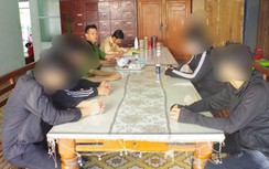 Công an mời làm việc vì đánh nhau, nhóm thanh niên lại vi phạm giao thông
