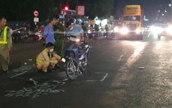 Xe container va chạm xe máy, nữ sinh 18 tuổi tử vong thương tâm