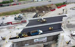 Mỹ mở lại một phần cao tốc huyết mạch bị sập chỉ trong 12 ngày