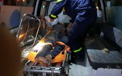 Ô tô khách tông vào nhà dân trên QL1, tài xế tử vong