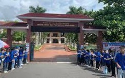 Mẹ mất vì TNGT, nam sinh Nam Định nén nỗi đau quyết tâm thi tốt