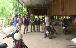 Già làng, trưởng thôn chung sức kéo giảm TNGT