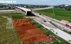 Bảo vệ thi công cầu vượt Diễn Đoài trên cao tốc Nghi Sơn - Diễn Châu