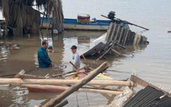Sạt lở đất trong đêm ở Cà Mau, bốn căn nhà chìm xuống sông Cửa Lớn