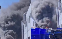 Cháy tại cụm công nghiệp Thụy Sơn, cột khói bốc cao cuồn cuộn
