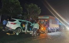 Xe 7 chỗ tông trực diện ô tô tải trên QL20 Lâm Đồng, 3 người tử vong