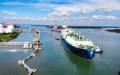 Kỳ công dẫn tàu chở 70 nghìn tấn khí thiên nhiên hóa lỏng cập bến Thị Vải