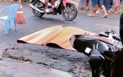 Ngã ra đường bị xe tải cán, một phụ nữ ở Cà Mau tử vong