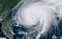 BI: Bão có thể "nổ" như 666 quả bom nguyên tử 20 phút/lần, không gì cản nổi