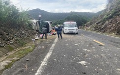 Các nạn nhân bị thương vụ lật xe khách ở Khánh Hòa hiện ra sao?