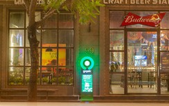 Trụ chờ Gojek tự động nhắc “đã uống rượu, bia thì không lái xe”