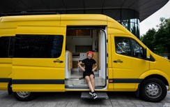 Giá nhà đắt đỏ, nhiều người trẻ Trung Quốc chọn sống trên ô tô