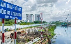 Cận cảnh con kênh dài nhất TP.HCM sau nửa năm cải tạo