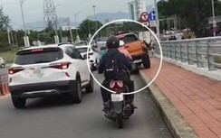 Lái ô tô như làm xiếc trên cầu, tài xế đối diện mức phạt nặng