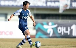 Đội bóng V-League vừa bị CĐV tẩy chay quyết chiêu mộ Văn Toàn