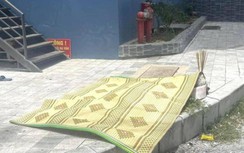 Rơi từ toà nhà chung cư xuống đất, người đàn ông tử vong