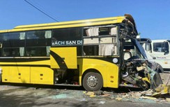 Video TNGT 14/8: Ba xe khách tông liên hoàn, khách hoảng loạn