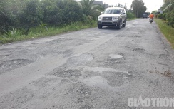 Chưa thể nâng cấp, QL54 đang được đại tu để giao thông thuận tiện