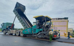 Cienco4 hoàn thành mét thảm nhựa cuối cùng tại cao tốc Nghi Sơn - Diễn Châu