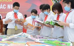 Thủ tướng: Kiểm tra ngay việc tổ chức biên soạn, phát hành sách giáo khoa