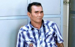 Khởi tố người đàn ông đập phá tài sản của công an phường