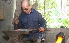 Những người giữ lửa nghề rèn trên quê Bác