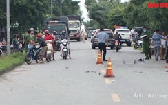 Video TNGT 19/8: Hai người tử vong cạnh xe máy nghi do va chạm giao thông