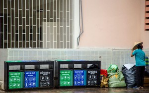 Phí rác tăng, vì sao nhiều chung cư lại thu theo m²?